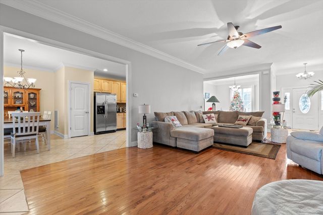 8877 Sunridge Drive, Ooltewah, TN 37363