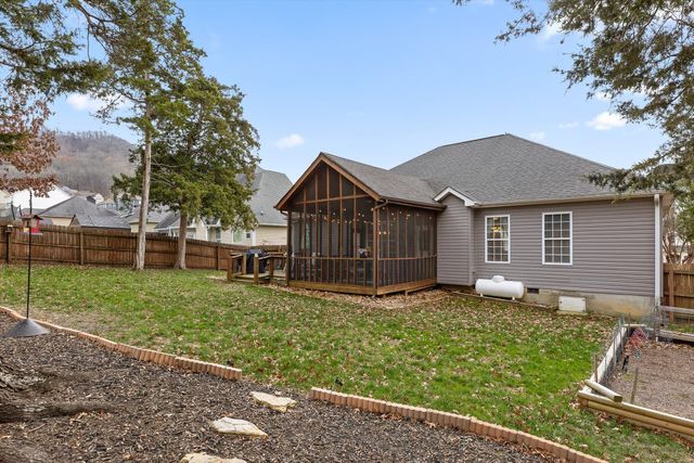 8877 Sunridge Drive, Ooltewah, TN 37363