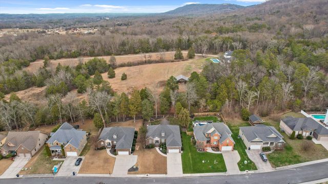 8877 Sunridge Drive, Ooltewah, TN 37363