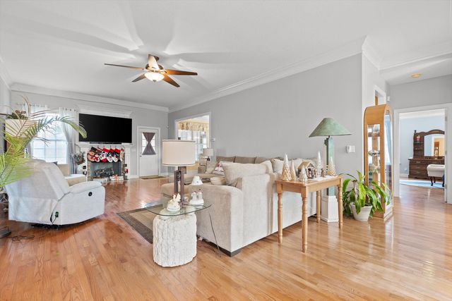 8877 Sunridge Drive, Ooltewah, TN 37363