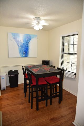 218 N Texas Boulevard 113, Denton, TX 76201