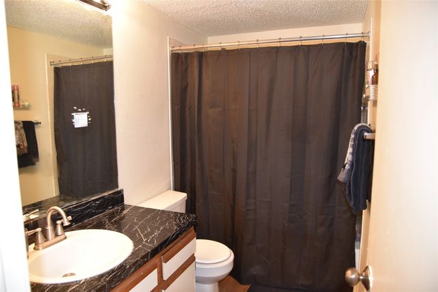 218 N Texas Boulevard 113, Denton, TX 76201