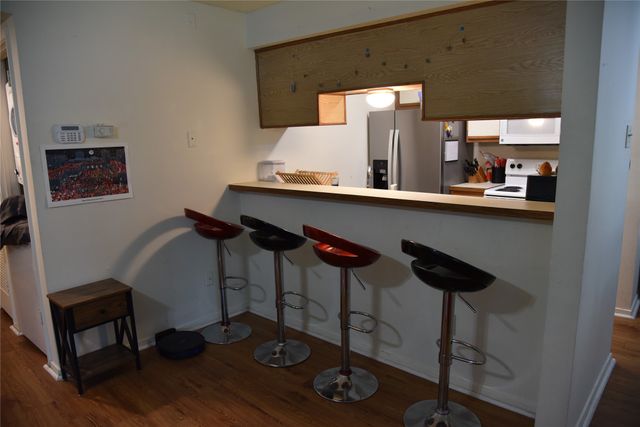 218 N Texas Boulevard 113, Denton, TX 76201