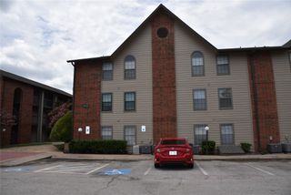 218 N Texas Boulevard 113, Denton, TX 76201