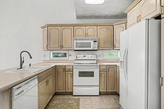 881 Clark Road, Ceresco, MI 49033