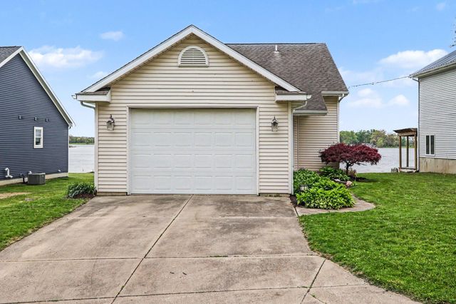881 Clark Road, Ceresco, MI 49033
