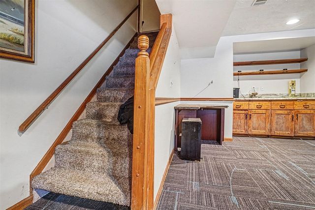 46574 33rd Street, Paw Paw, MI 49079