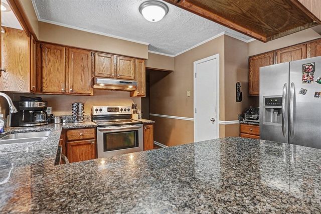 46574 33rd Street, Paw Paw, MI 49079