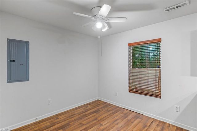 1277 Stonefield Crossing Court, Winston-salem, NC 27107