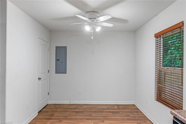 1277 Stonefield Crossing Court, Winston-salem, NC 27107