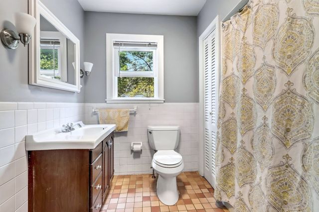31 Greenhood St, Dedham, MA 02026
