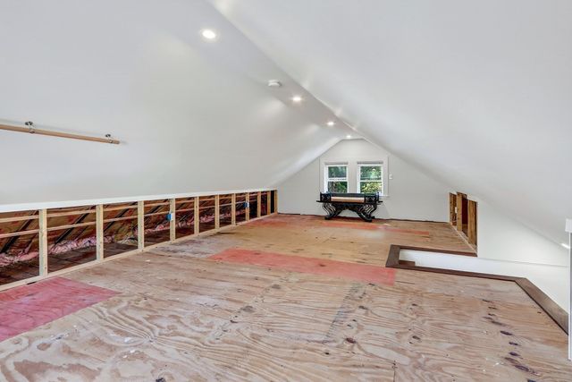 31 Greenhood St, Dedham, MA 02026