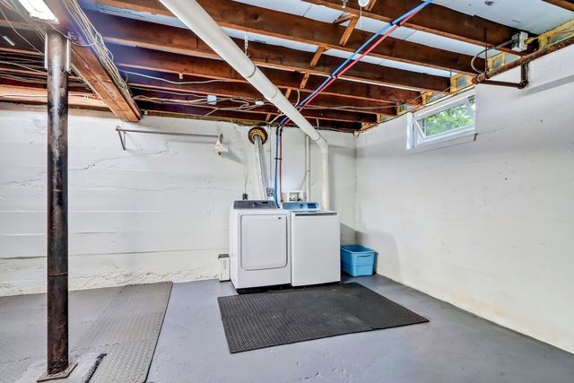31 Greenhood St, Dedham, MA 02026
