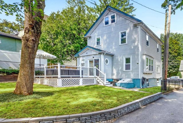 31 Greenhood St, Dedham, MA 02026