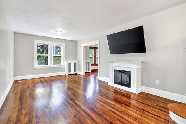 31 Greenhood St, Dedham, MA 02026