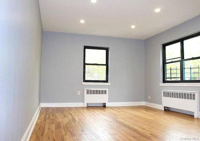73-23 220th Street Upper, Bayside, NY 11364