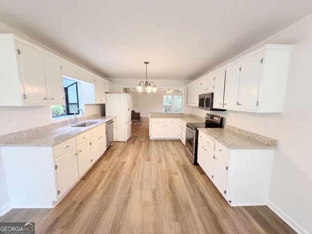 3802 Claude Brewer Road, Loganville, GA 30052