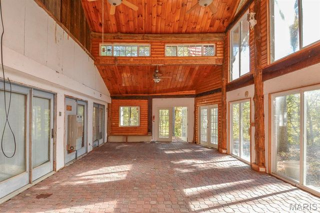 6375 Old Carpenter Road, Edwardsville, IL 62025