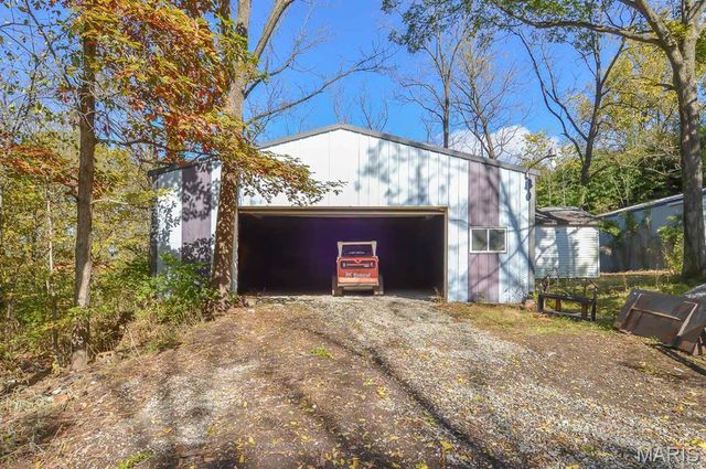 6375 Old Carpenter Road, Edwardsville, IL 62025