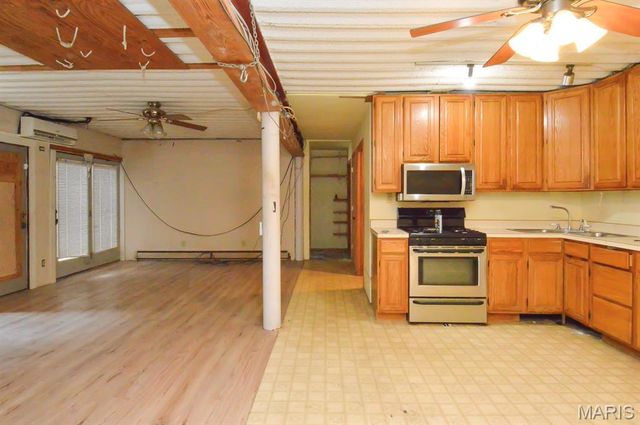 6375 Old Carpenter Road, Edwardsville, IL 62025