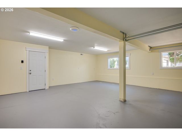 4134 Ne 131ST Pl Ne, Portland, OR 97230
