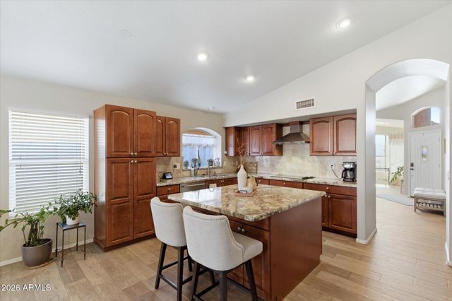 4712 E ADOBE Drive, Phoenix, AZ 85050