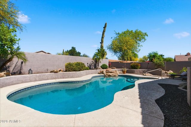 4712 E ADOBE Drive, Phoenix, AZ 85050