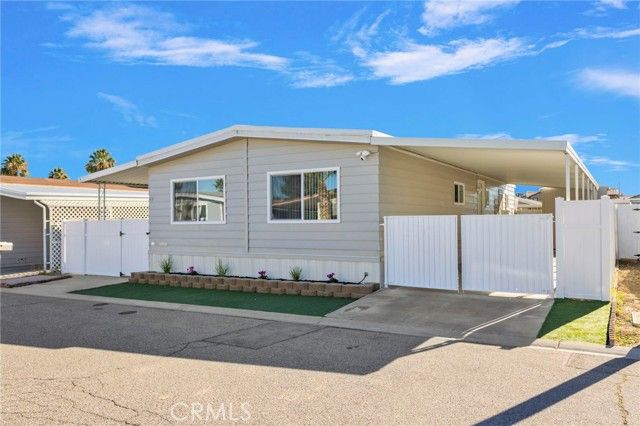 15252 Seneca Road 221, Victorville, CA 92392