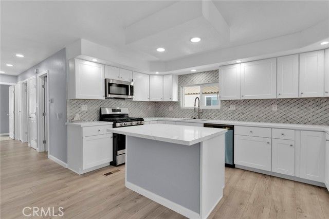 15252 Seneca Road 221, Victorville, CA 92392