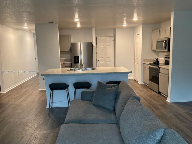 2180 SW Cameo Blvd, Port St. Lucie, FL 34953