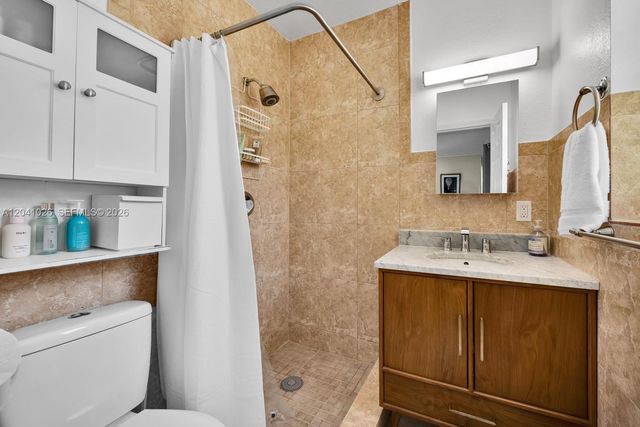 829 Medina Ave, Coral Gables, FL 33134