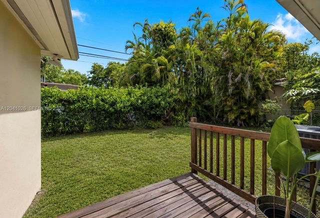 829 Medina Ave, Coral Gables, FL 33134