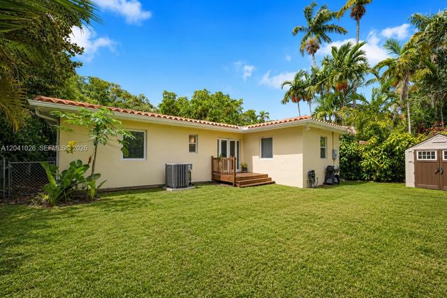 829 Medina Ave, Coral Gables, FL 33134