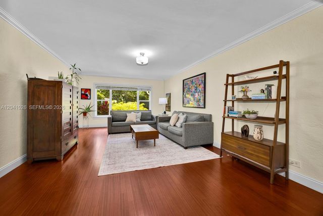 829 Medina Ave, Coral Gables, FL 33134