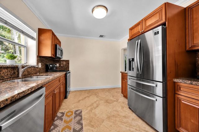 829 Medina Ave, Coral Gables, FL 33134