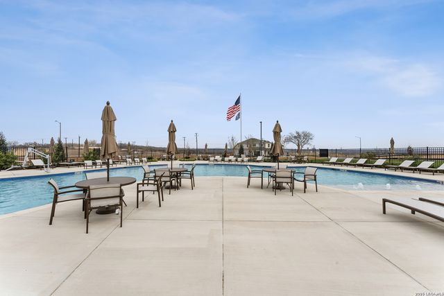 6236 Persimmon Lake, San Antonio, TX 78245