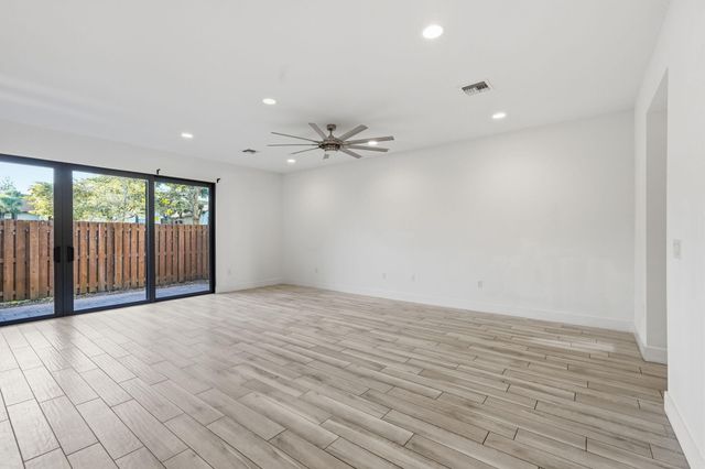 3193 Santa Catalina Place, Greenacres, FL 33467