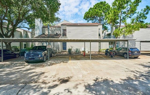 9707 Richmond Avenue 104, Houston, TX 77042