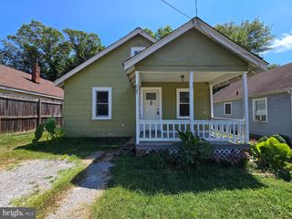 227 MANSFIELD ST, Fredericksburg, VA 22408