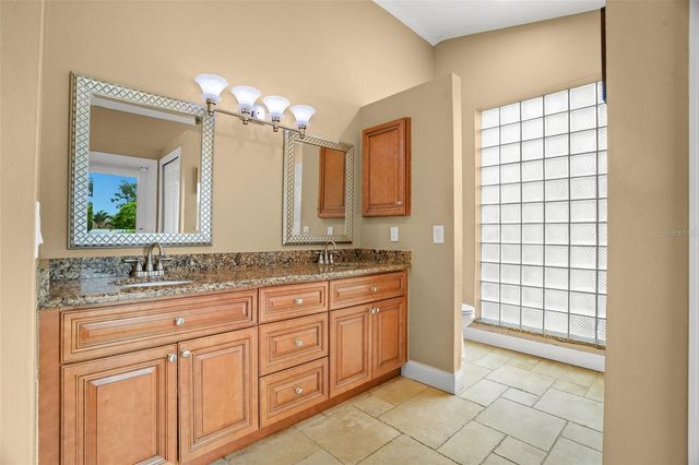 2001 ILLINOIS AVE NE, St Petersburg, FL 33703