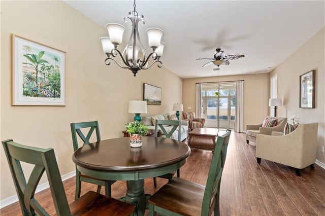 6405 Oxford Circle 102B, Vero Beach, FL 32966