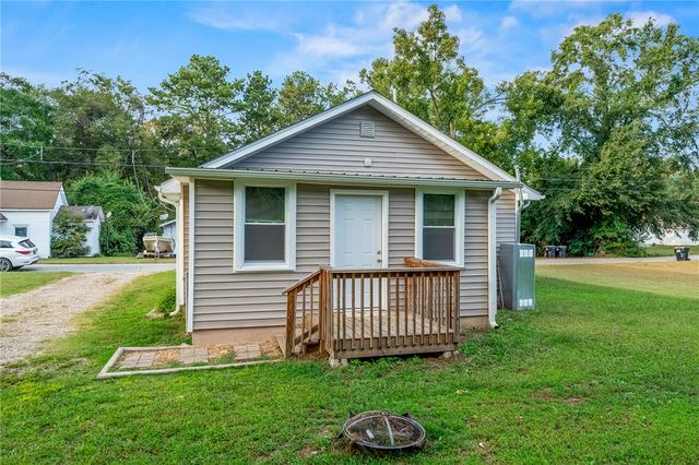 304 Cherry Street, Belton, SC 29627