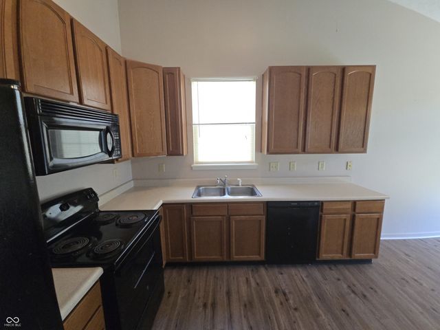 11377 Shady Hollow Lane, Indianapolis, IN 46229
