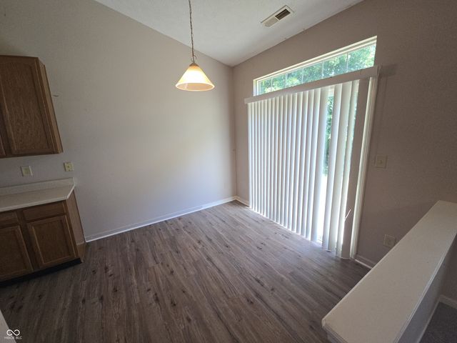 11377 Shady Hollow Lane, Indianapolis, IN 46229