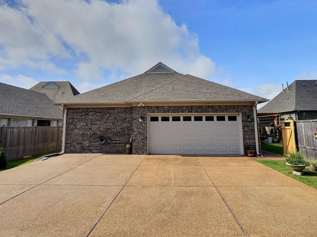 1608 PRAIRIE DUNES DR, Collierville, TN 38017