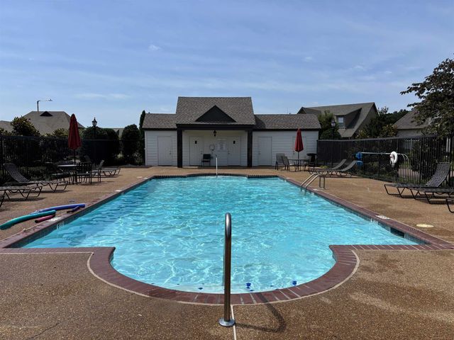 1608 PRAIRIE DUNES DR, Collierville, TN 38017