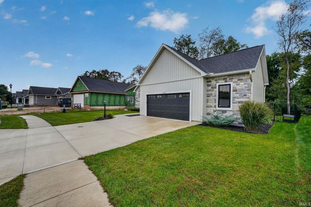 2553 Timberstone Drive, Elkhart, IN 46514