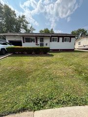1441 Southern Boulevard NW, Warren, OH 44485
