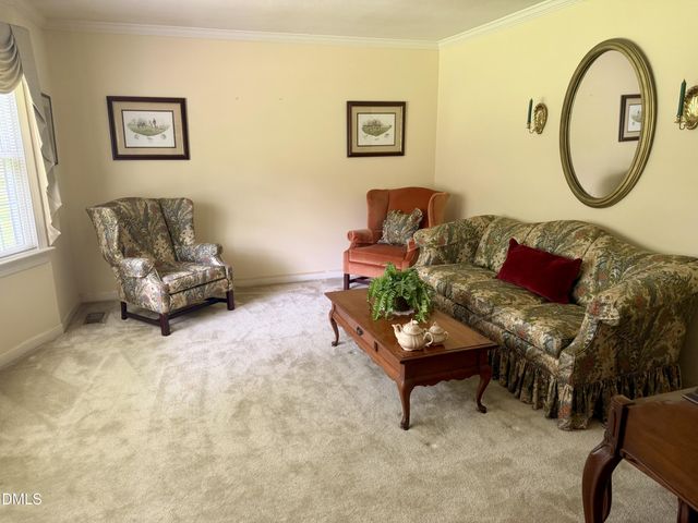 10608 Lake Place, Zebulon, NC 27597