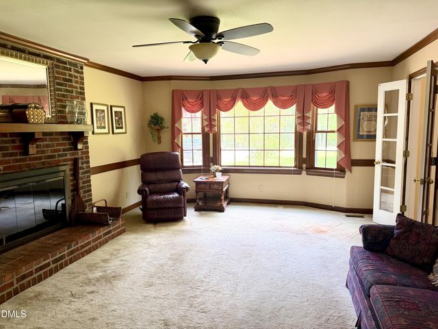 10608 Lake Place, Zebulon, NC 27597